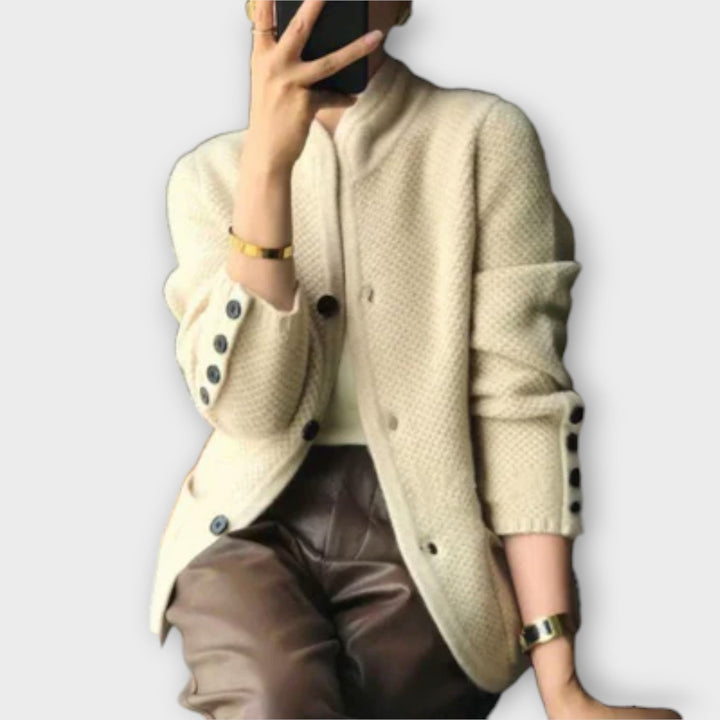 Alice - Stylish and Comfortable Cardigan