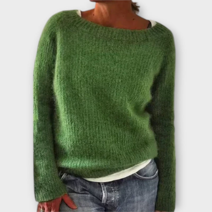 Regina – Solid Color Knit Sweater