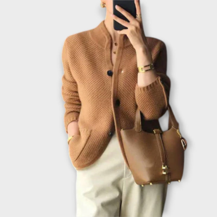 Alice - Stylish and Comfortable Cardigan