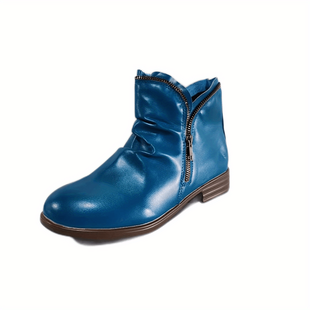 Sandrine | Warm Comfort and Bold Style