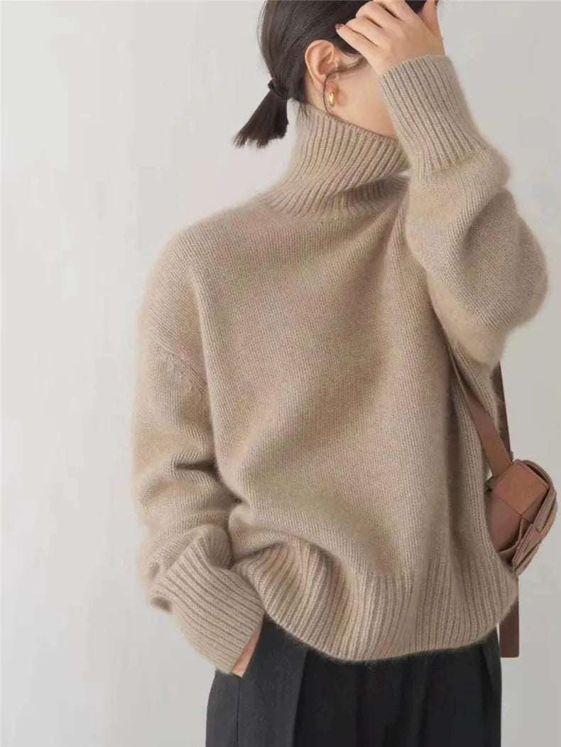 Risa™  | Chic Warm Turtleneck