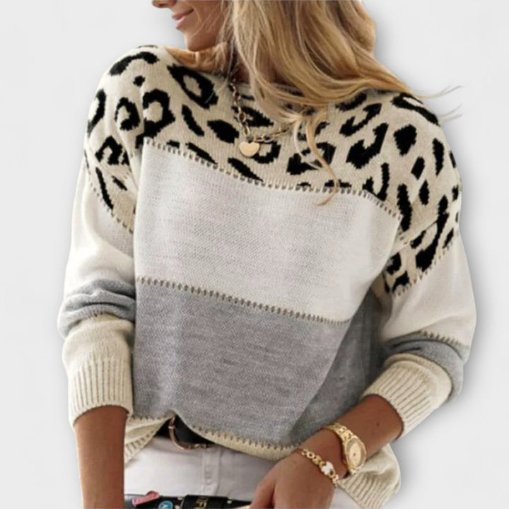 Chayen - Comfortable Sweater with Leopard Print