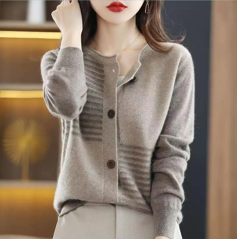 Jackie | Elegant Cardigan