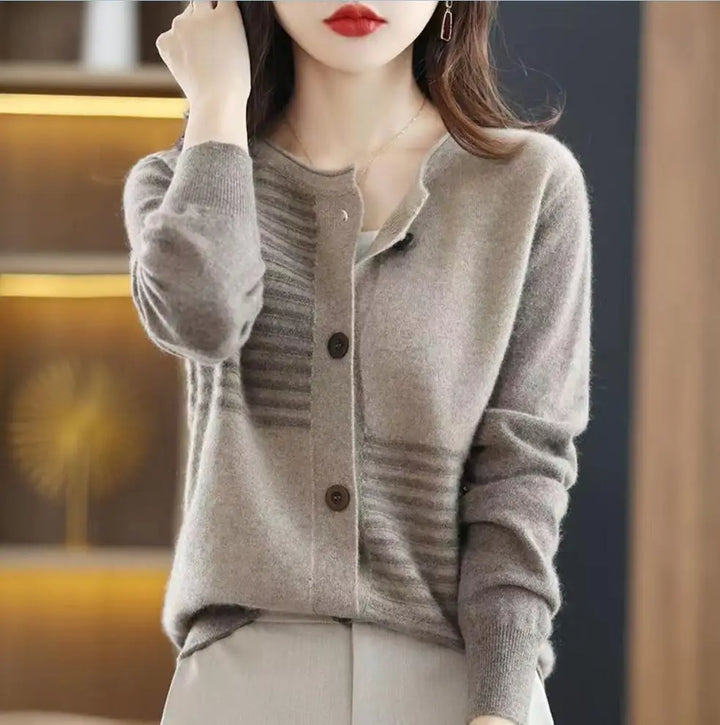Jackie | Elegant Cardigan