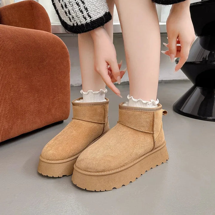 Women's Classic Platform Boots with Thick Sole