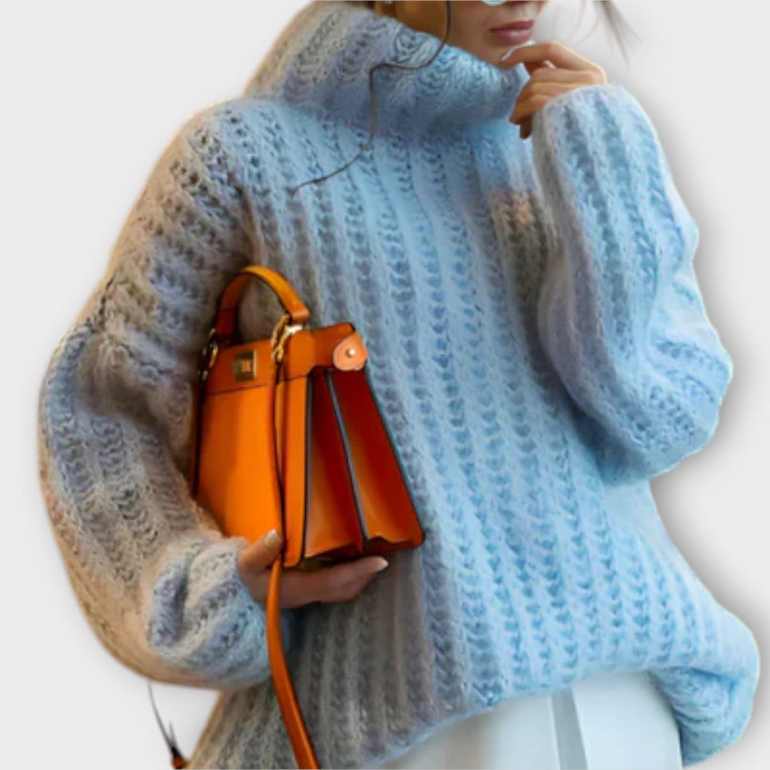 Polina - Soft Women's Long Sleeve Hoodie