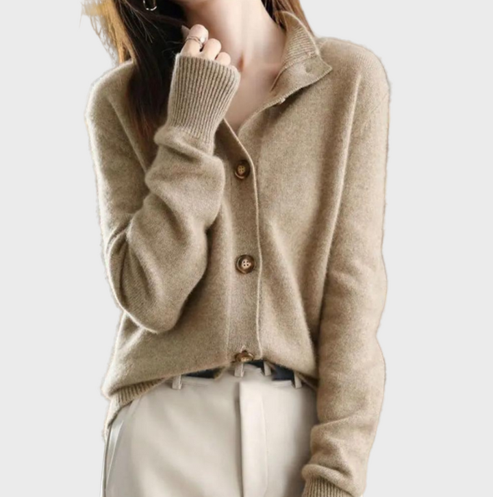 Elegant and Comfortable Knit Vest